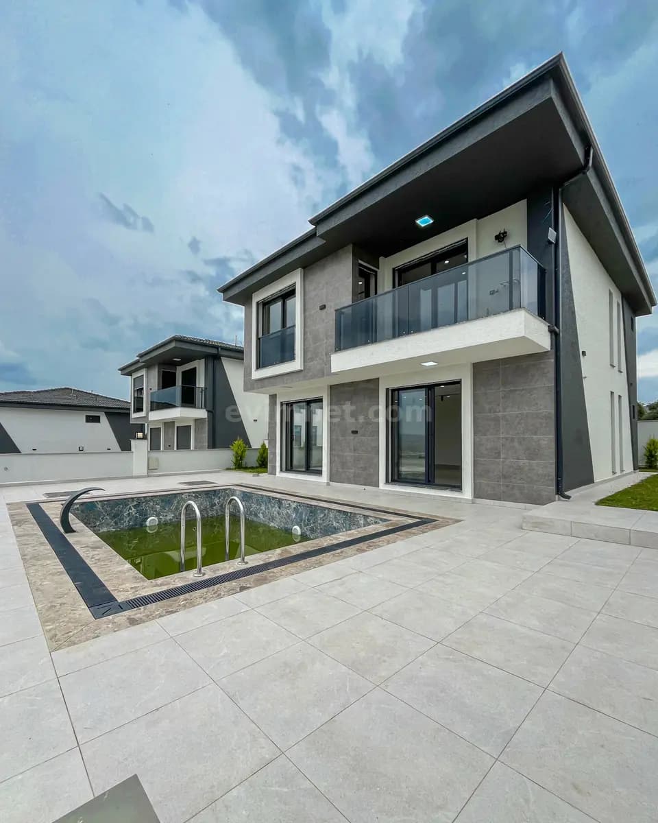 Didim Zu verkaufen Villa Ansicht 1