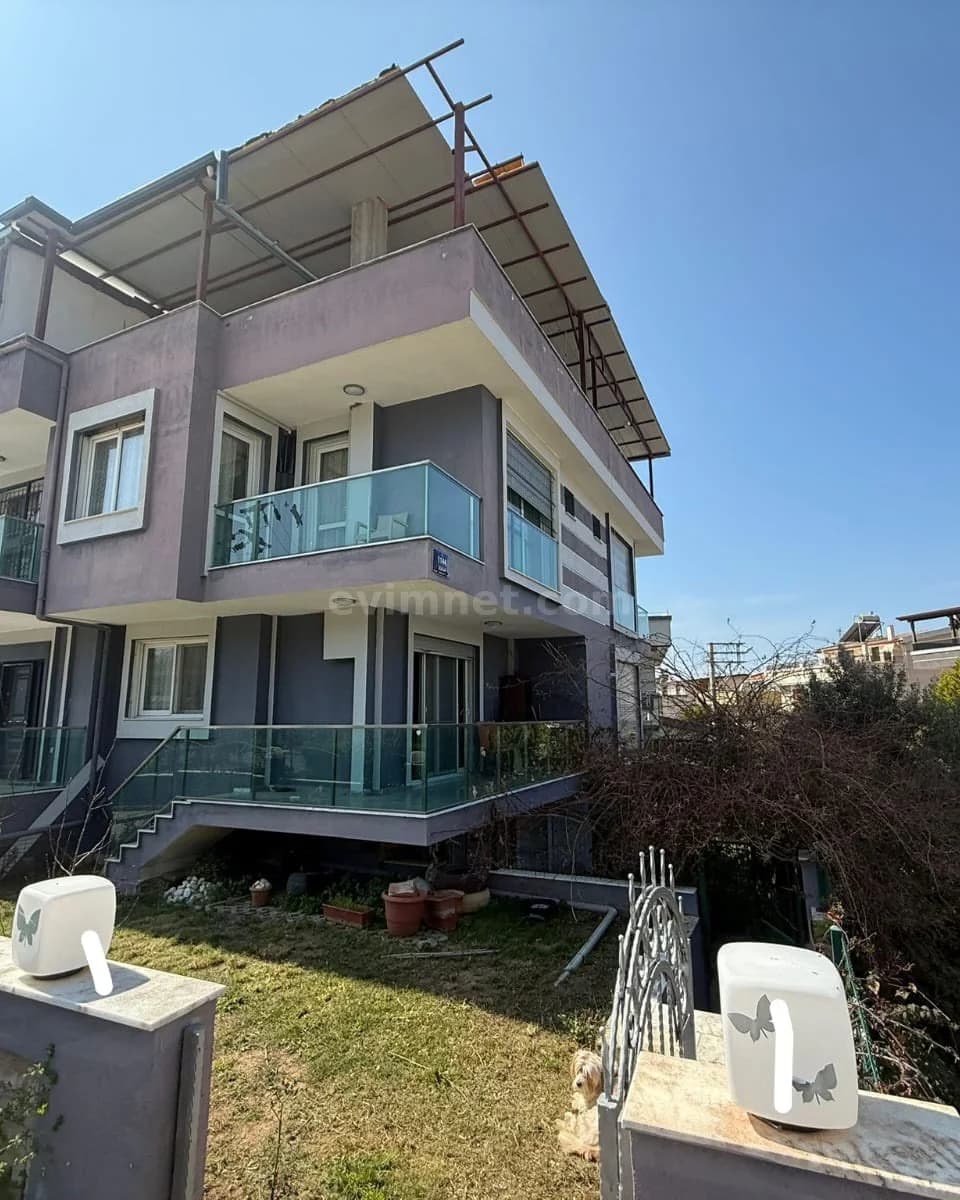 Menderes Satılık Villa — 3