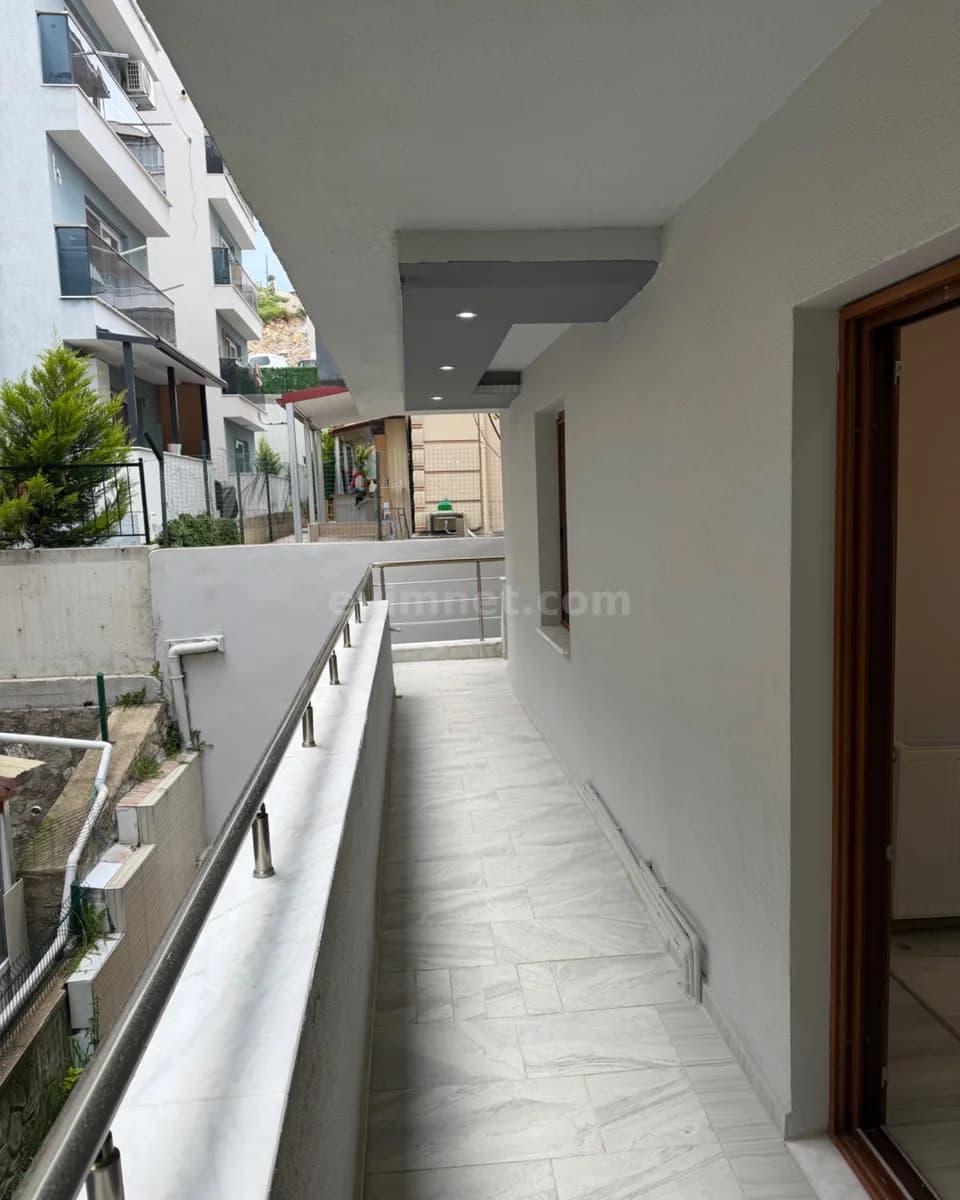 Dikili Satılık Daire — 4