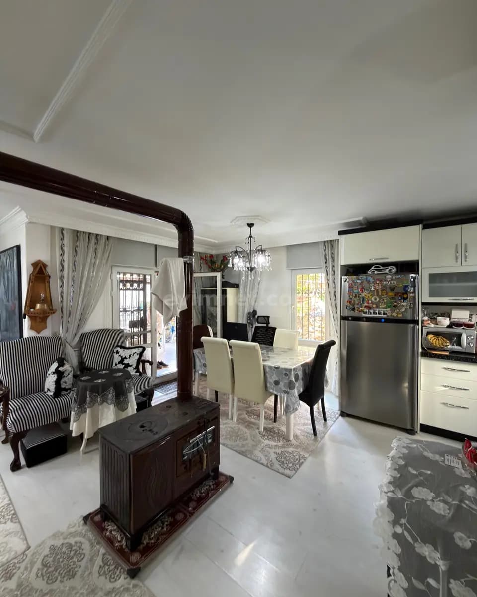 Kuşadası Zu verkaufen Villa Ansicht 2