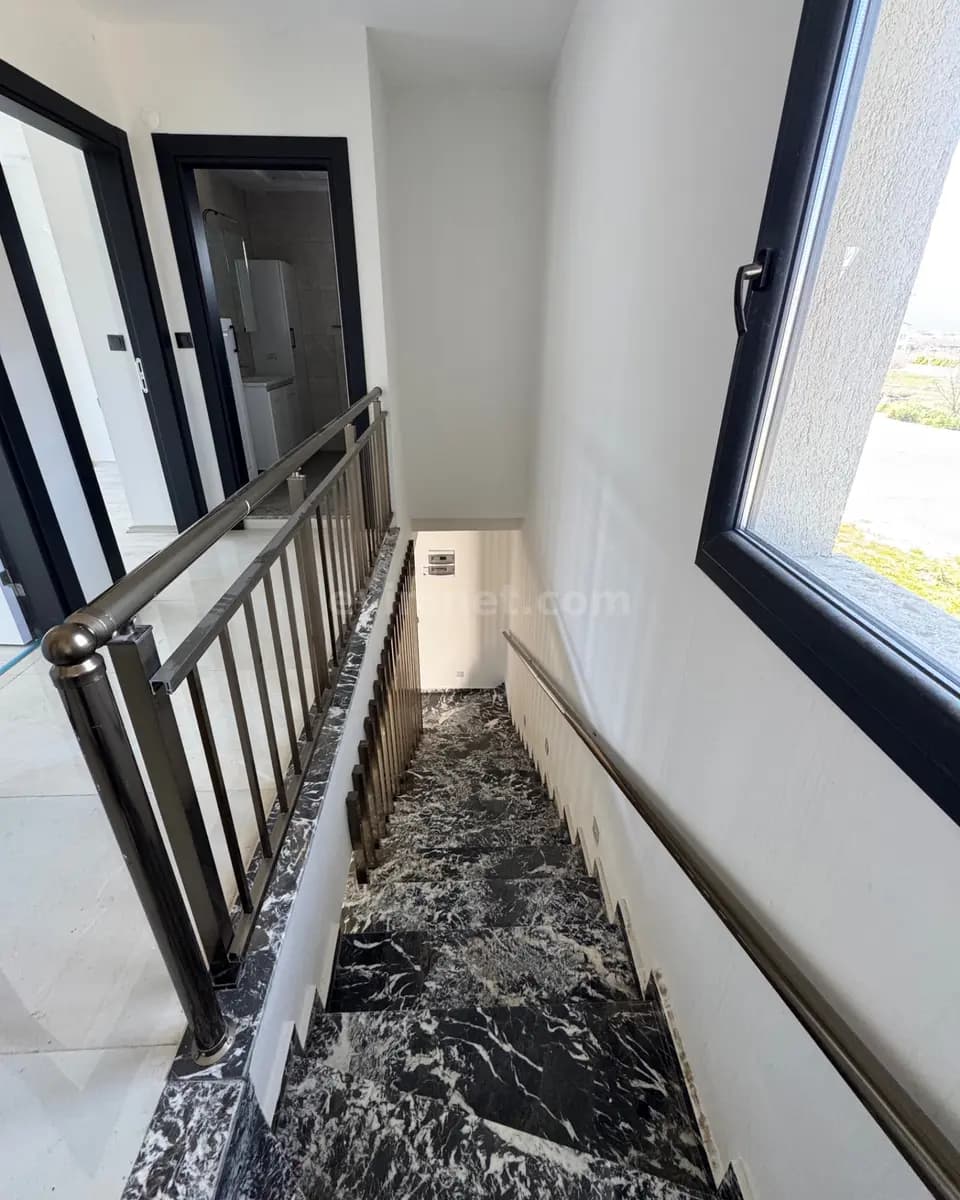 Kuşadası Satılık Villa 3. görünüm