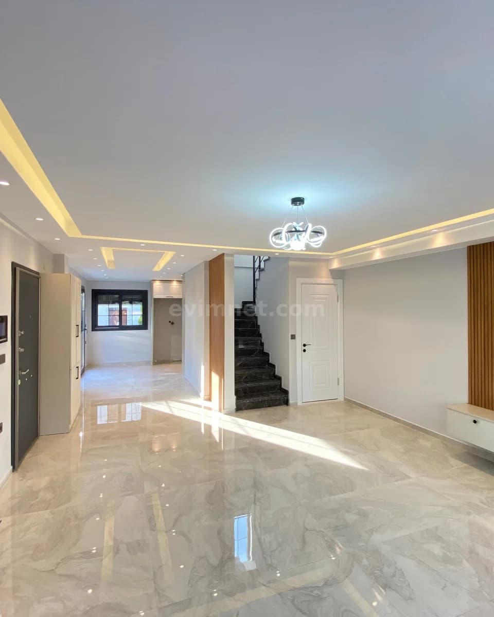 Seferihisar Satılık Villa — 3