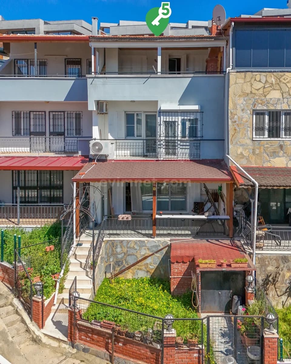 Kuşadası Satılık Villa — 2