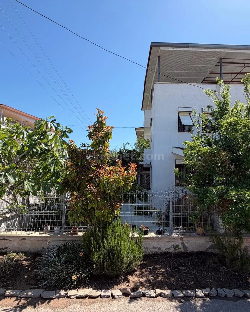Seferihisar Satılık Villa — 1