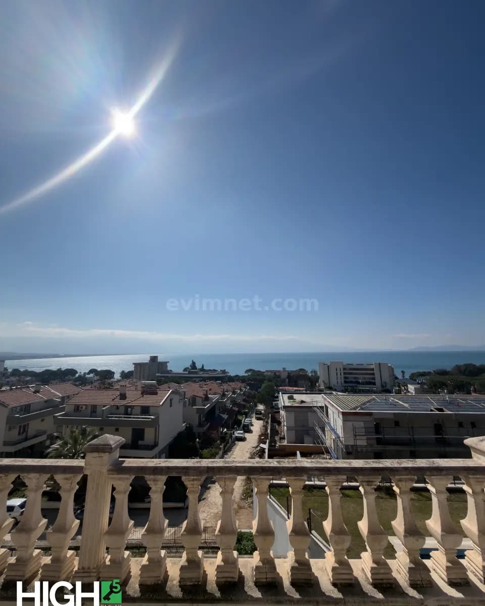 Kuşadası Satılık Villa 1. görünüm