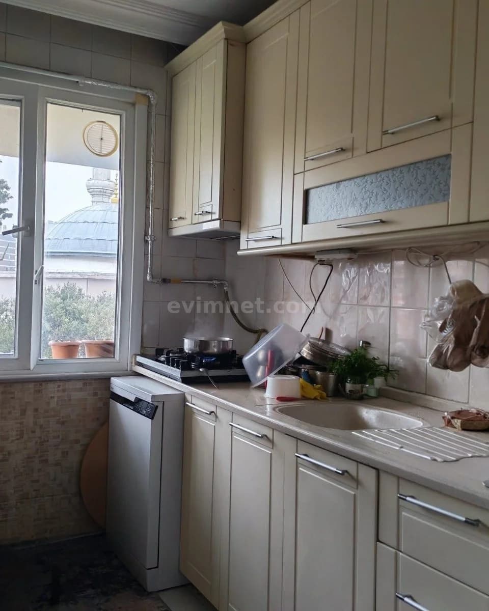 Küçükçekmece Satılık Daire — 2