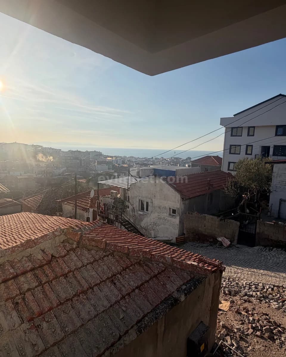 Dikili Satılık Daire — 3