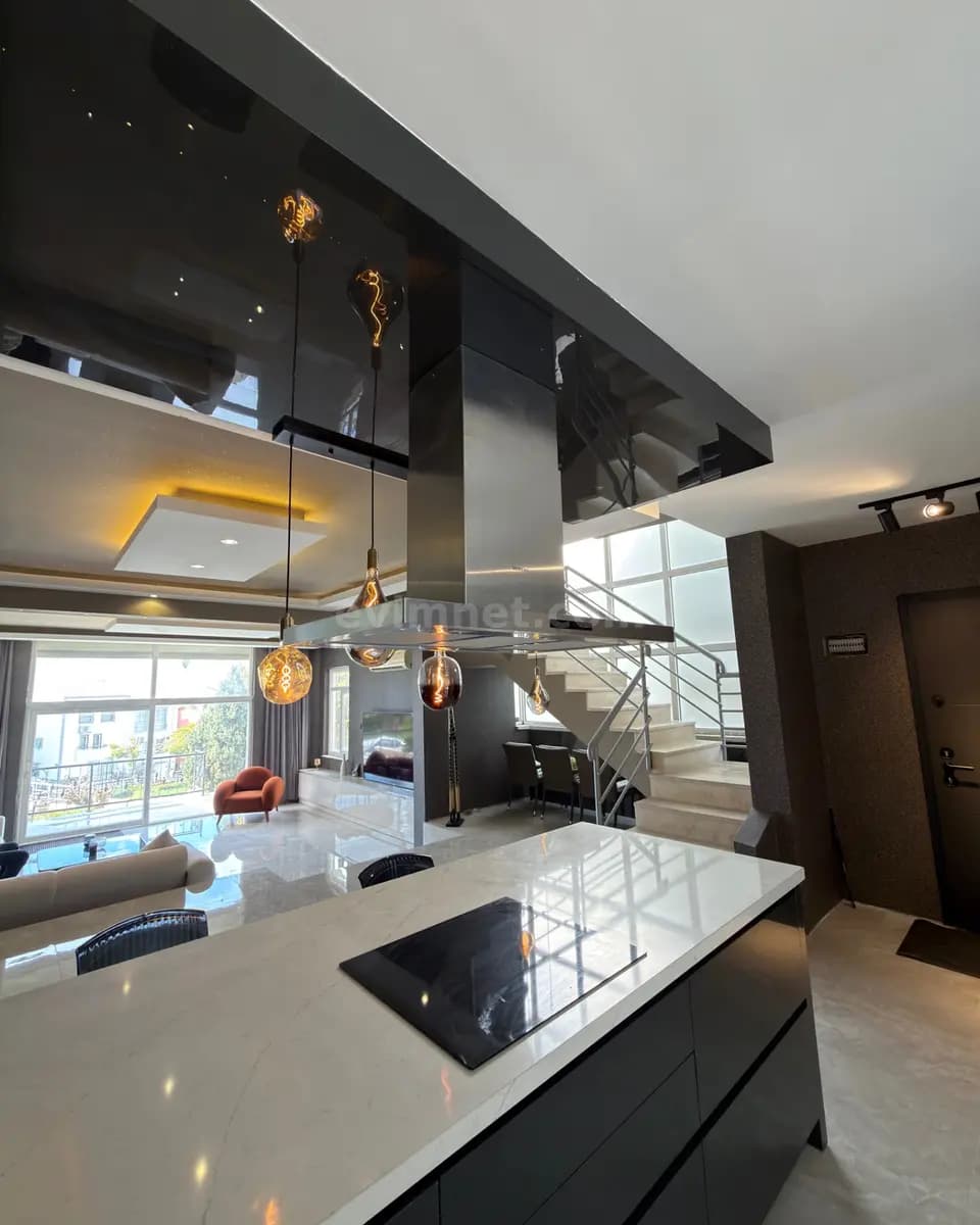 Kuşadası Zu verkaufen Villa Ansicht 4