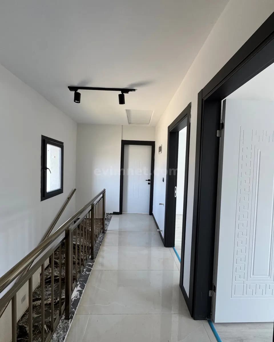 Kuşadası Zu verkaufen Villa Ansicht 4