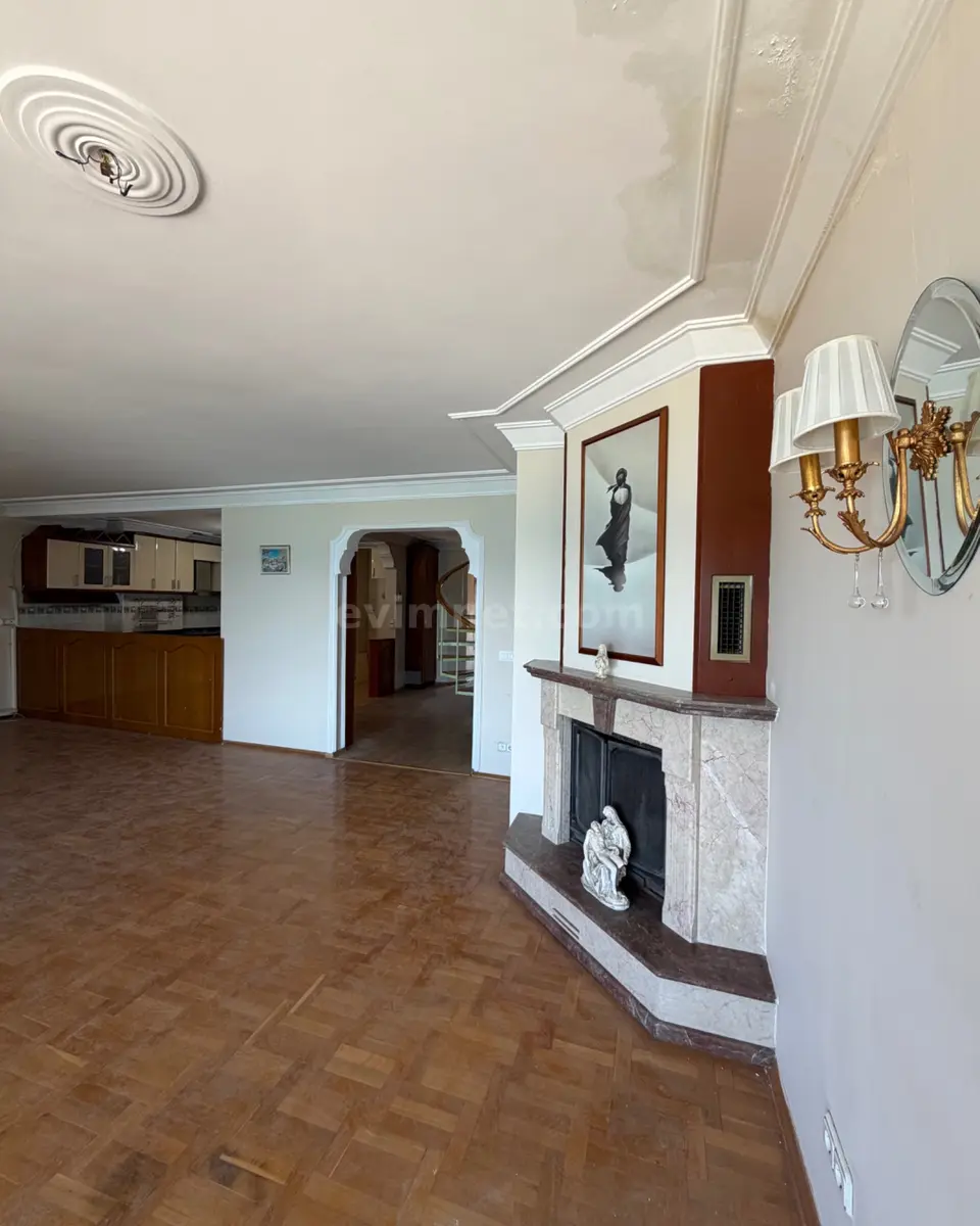 Kuşadası For Sale Apartment — 4