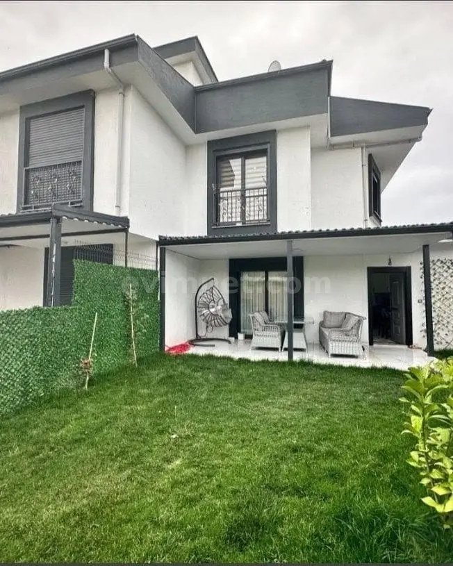 Seferihisar Satılık Villa — 1
