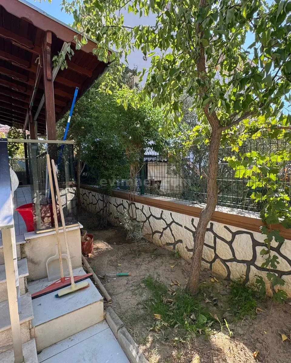 Seferihisar Zu verkaufen Villa — 4