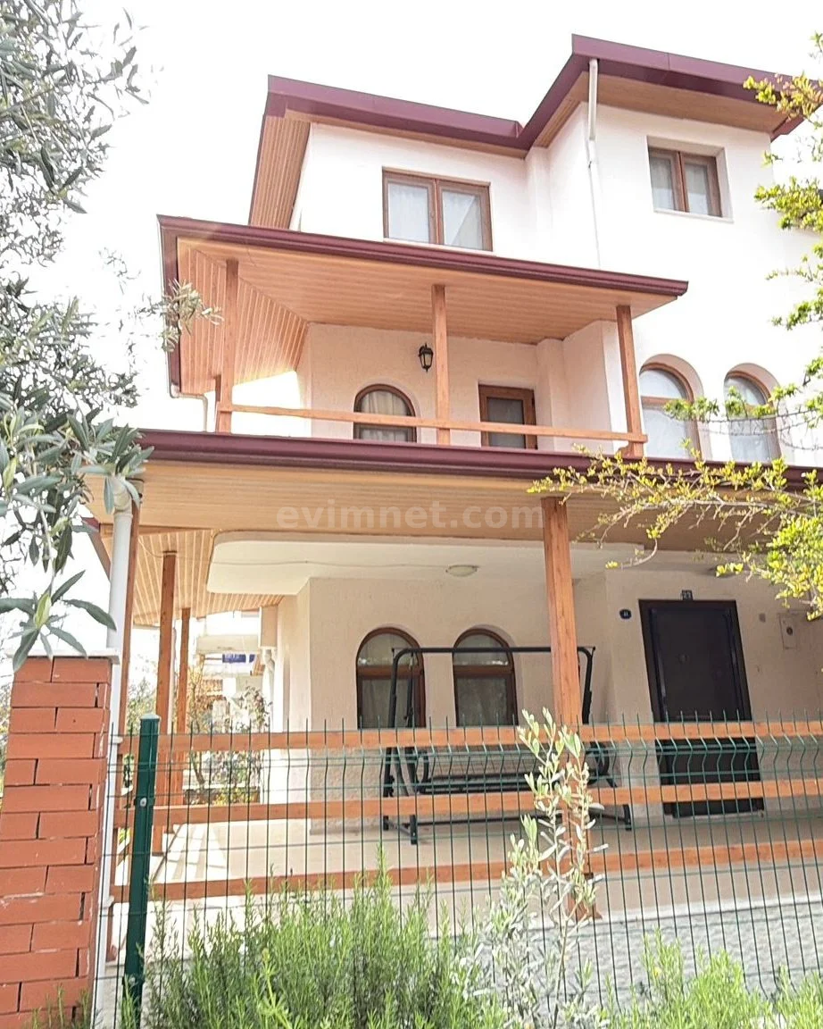 Seferihisar Satılık Villa — 4
