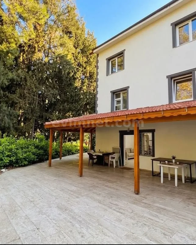 Seferihisar Satılık Villa — 2