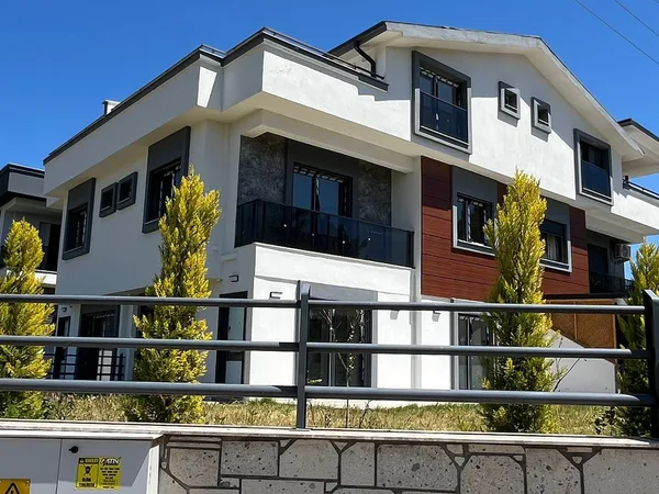 Seferihisar Satılık Villa 2. görünüm