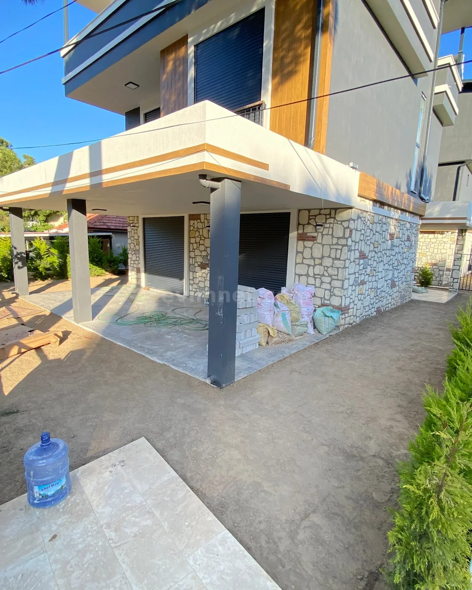 Seferihisar En Venta Villa — 2