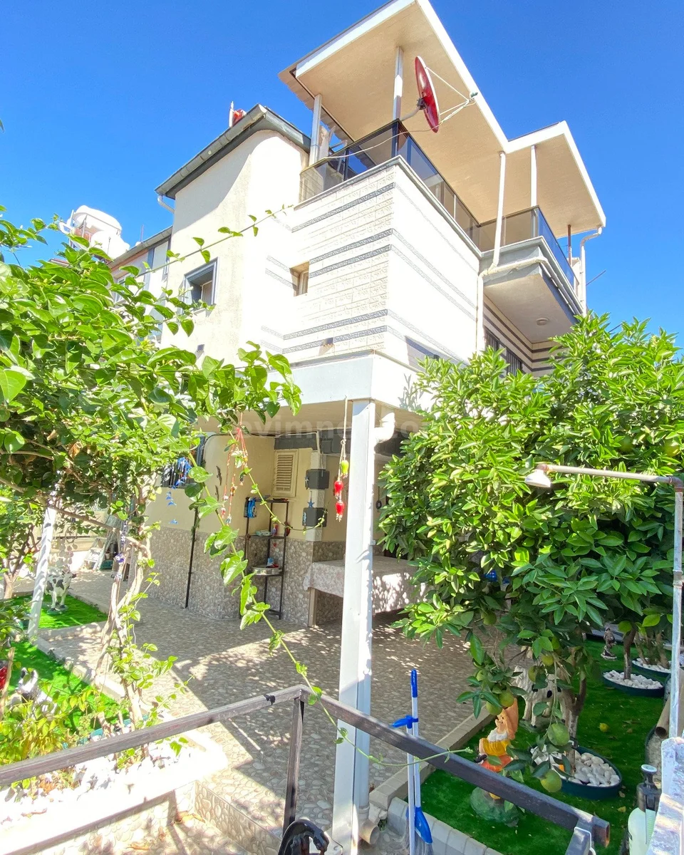 Seferihisar Satılık Villa — 2