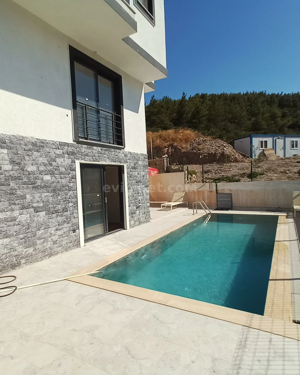 Milas A vendre Appartement — 2