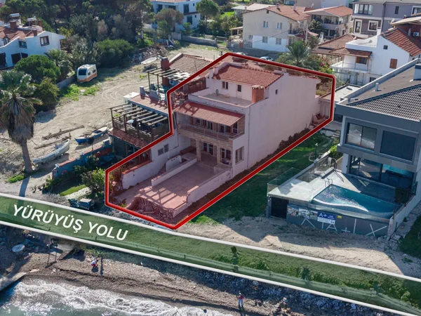 Urla Satılık Villa