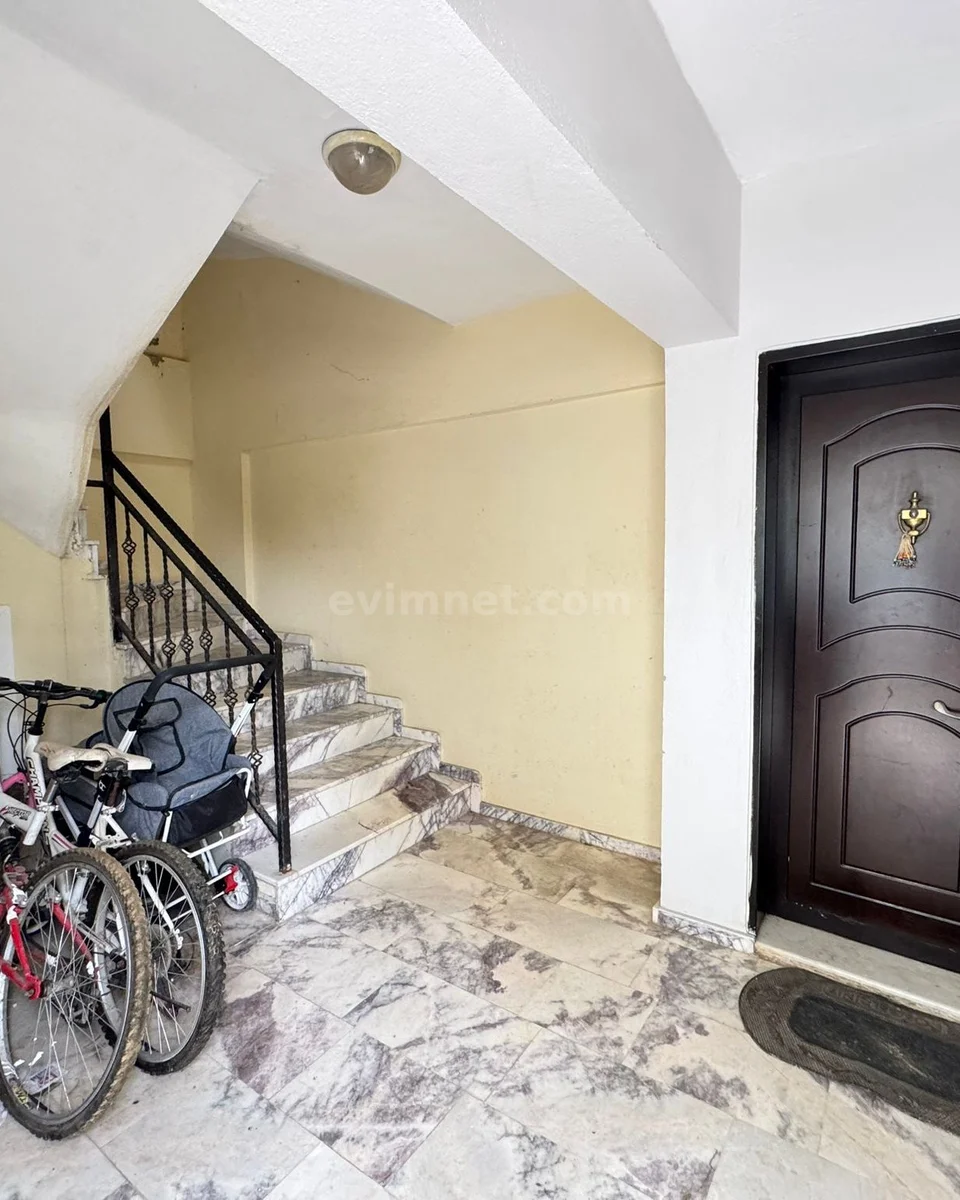 Menderes In Vendita Appartamento — 2