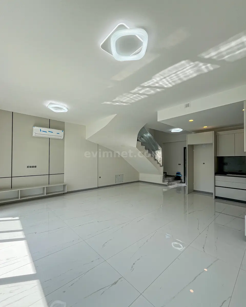 Kuşadası Zu verkaufen Villa Ansicht 2