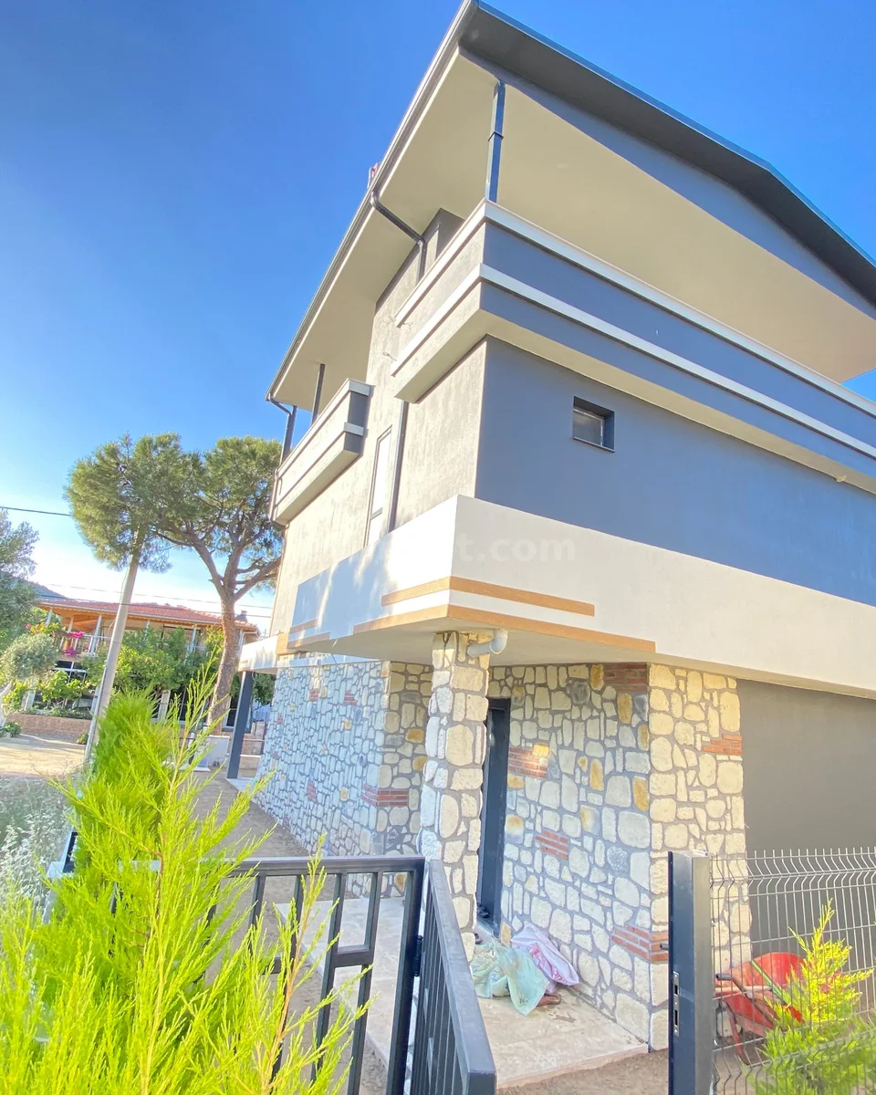 Seferihisar En Venta Villa — 3